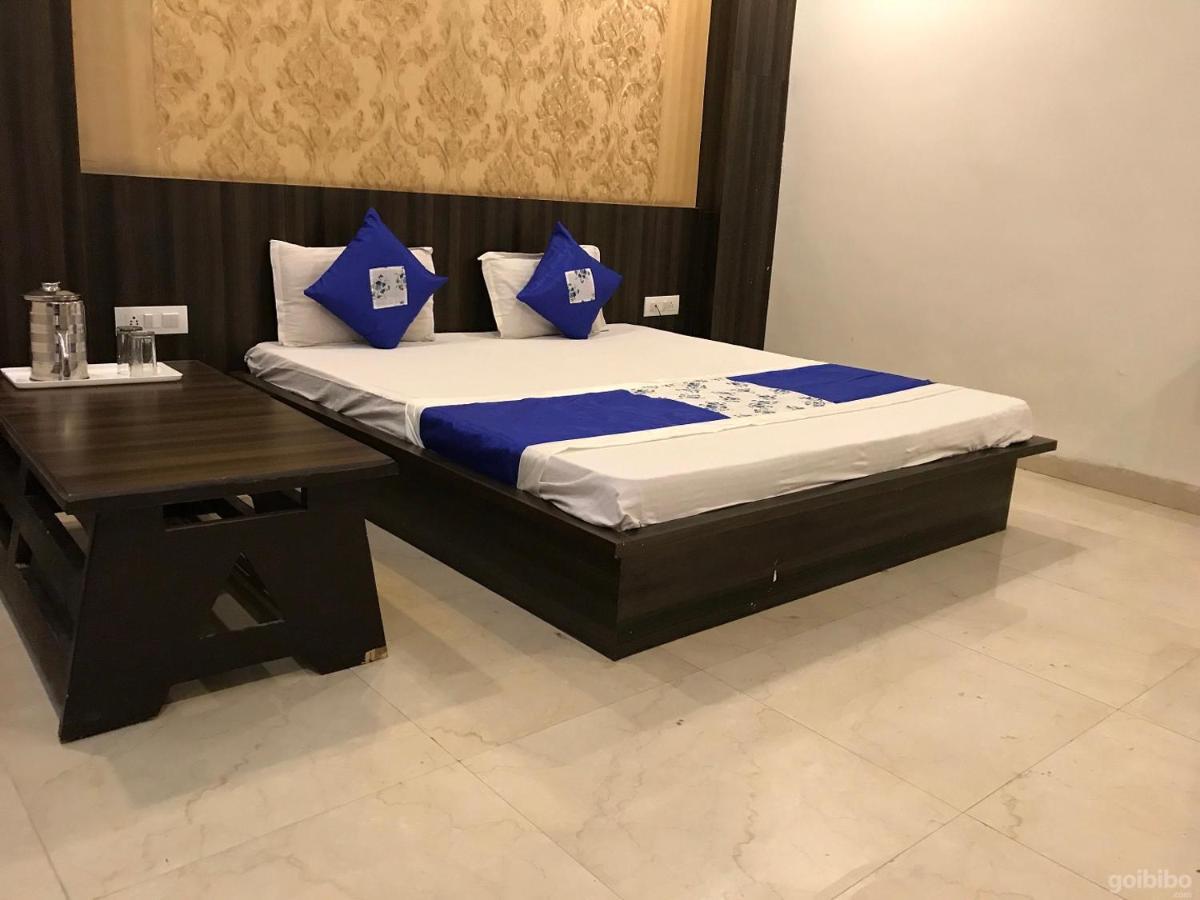 Hotel City Palace Ujjain Eksteriør billede