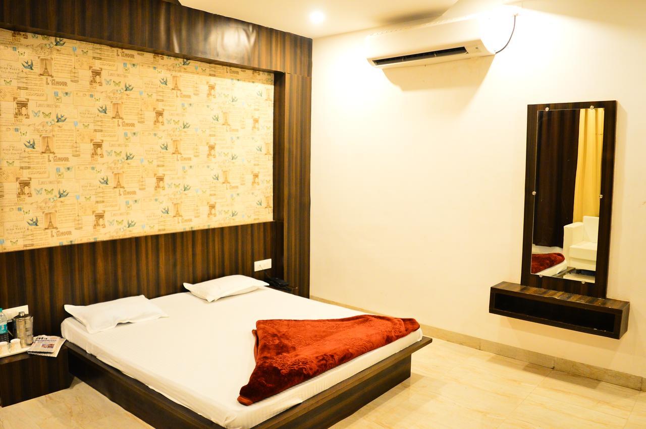 Hotel City Palace Ujjain Eksteriør billede