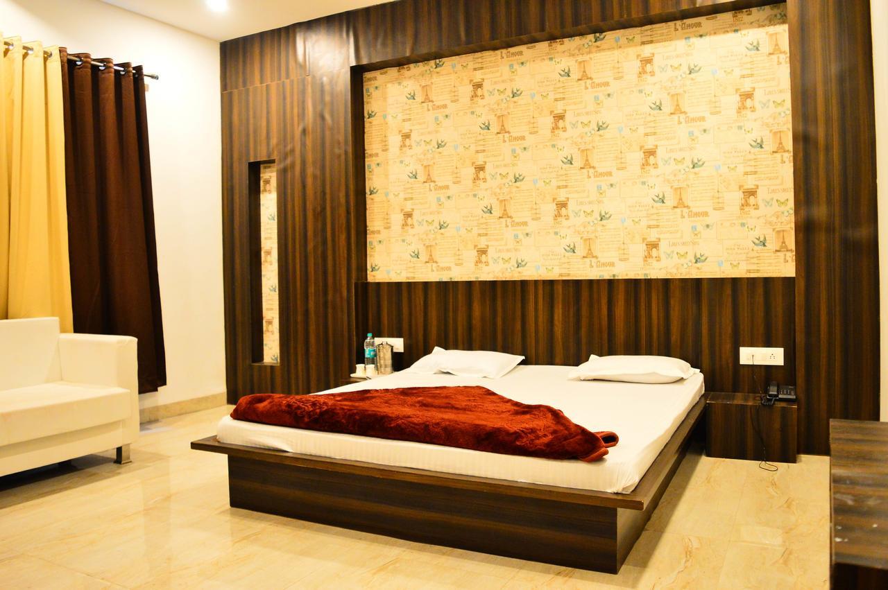 Hotel City Palace Ujjain Eksteriør billede