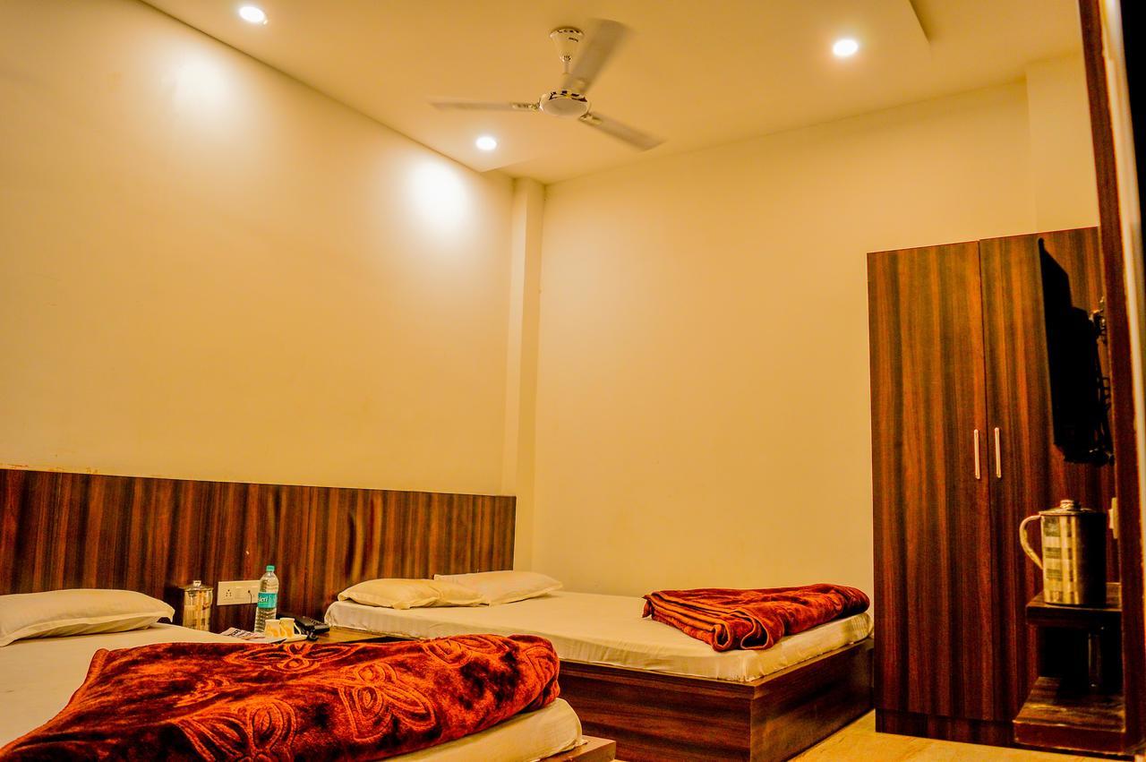 Hotel City Palace Ujjain Eksteriør billede
